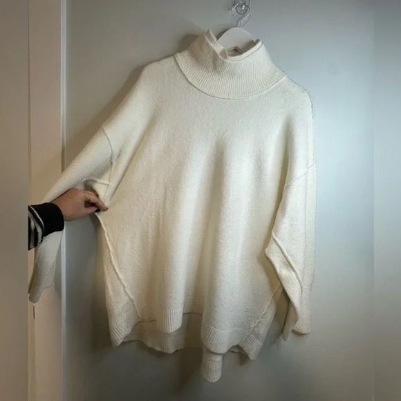 Free People Afterglow Mock Neck Cream Oversized Cozy Winter Sweater Size Smalll - Picture 11 of 17